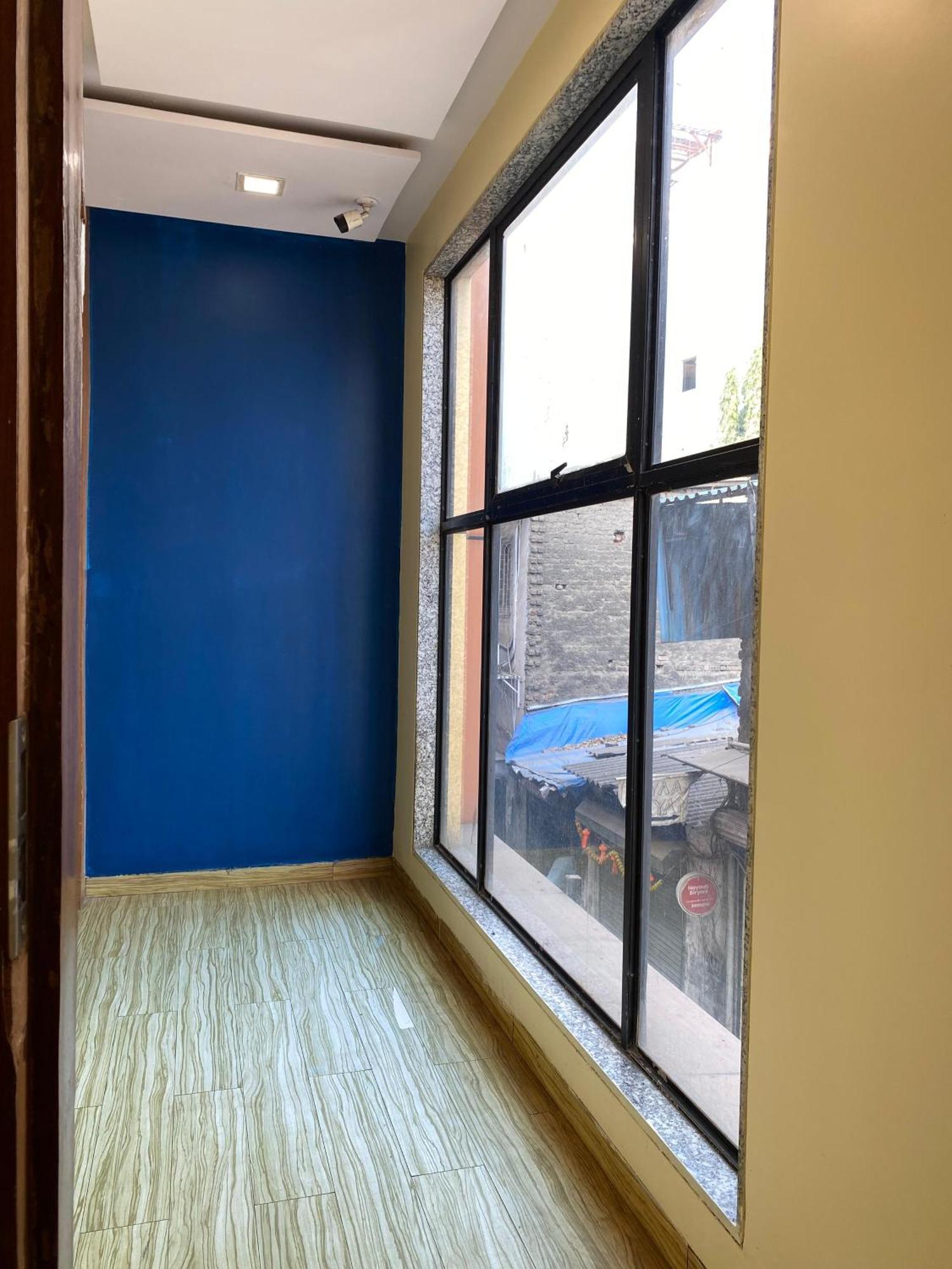 Hotel Arton Regency Near Terminal 2 Airport ムンバイ エクステリア 写真