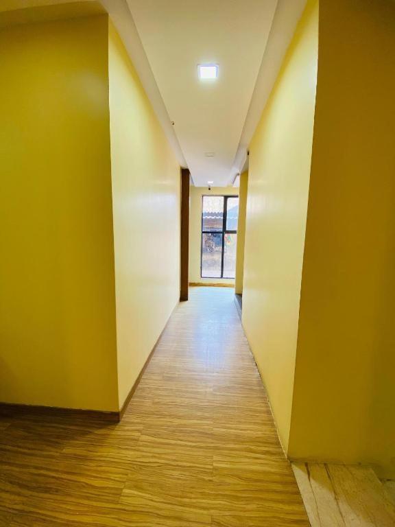 Hotel Arton Regency Near Terminal 2 Airport ムンバイ エクステリア 写真